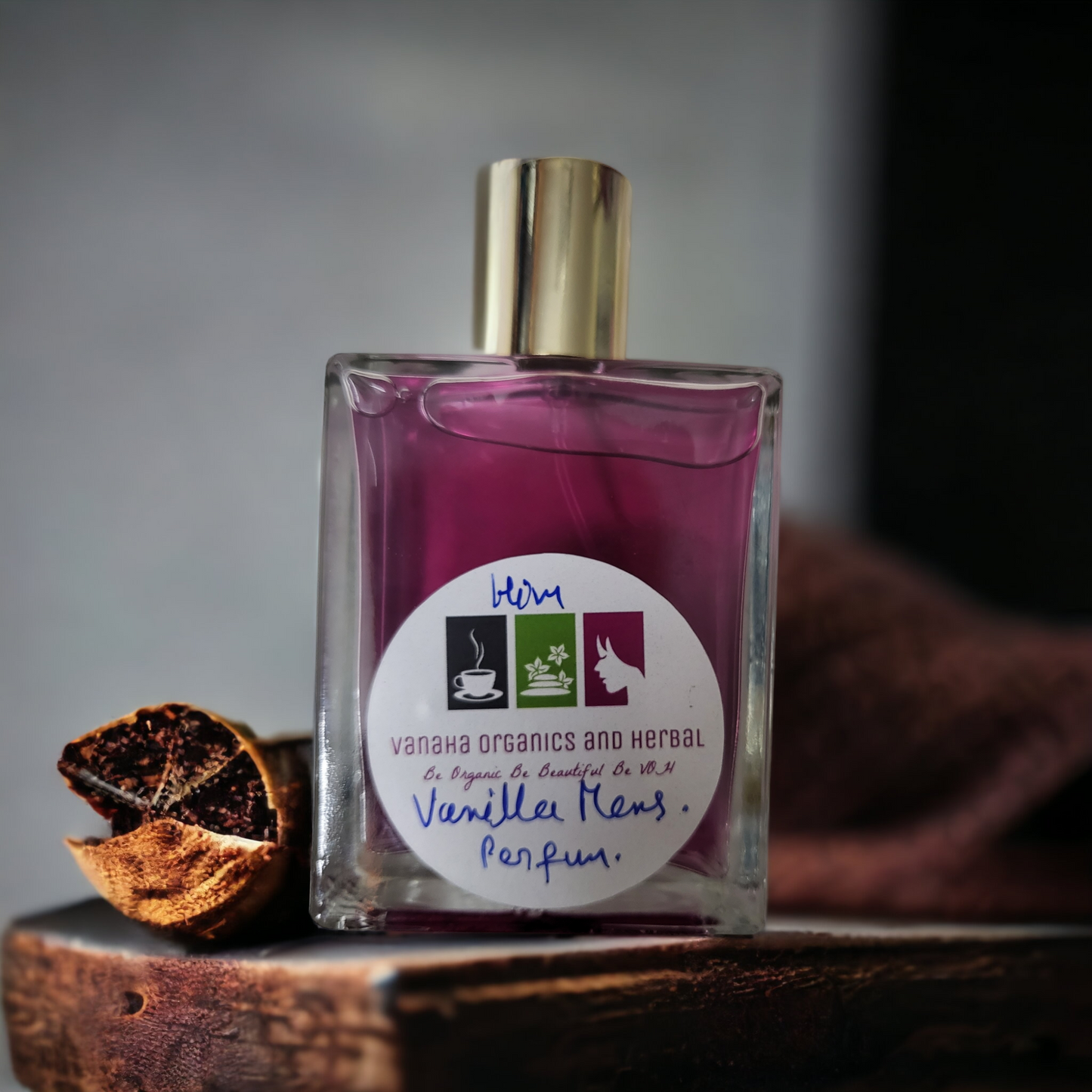 Vanilla mens perfume