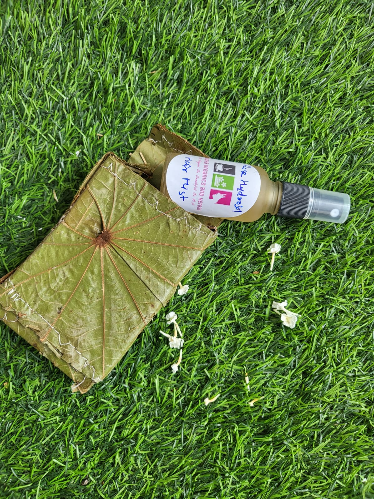 Rose Hydrosol Conditioning Hair Mist serum