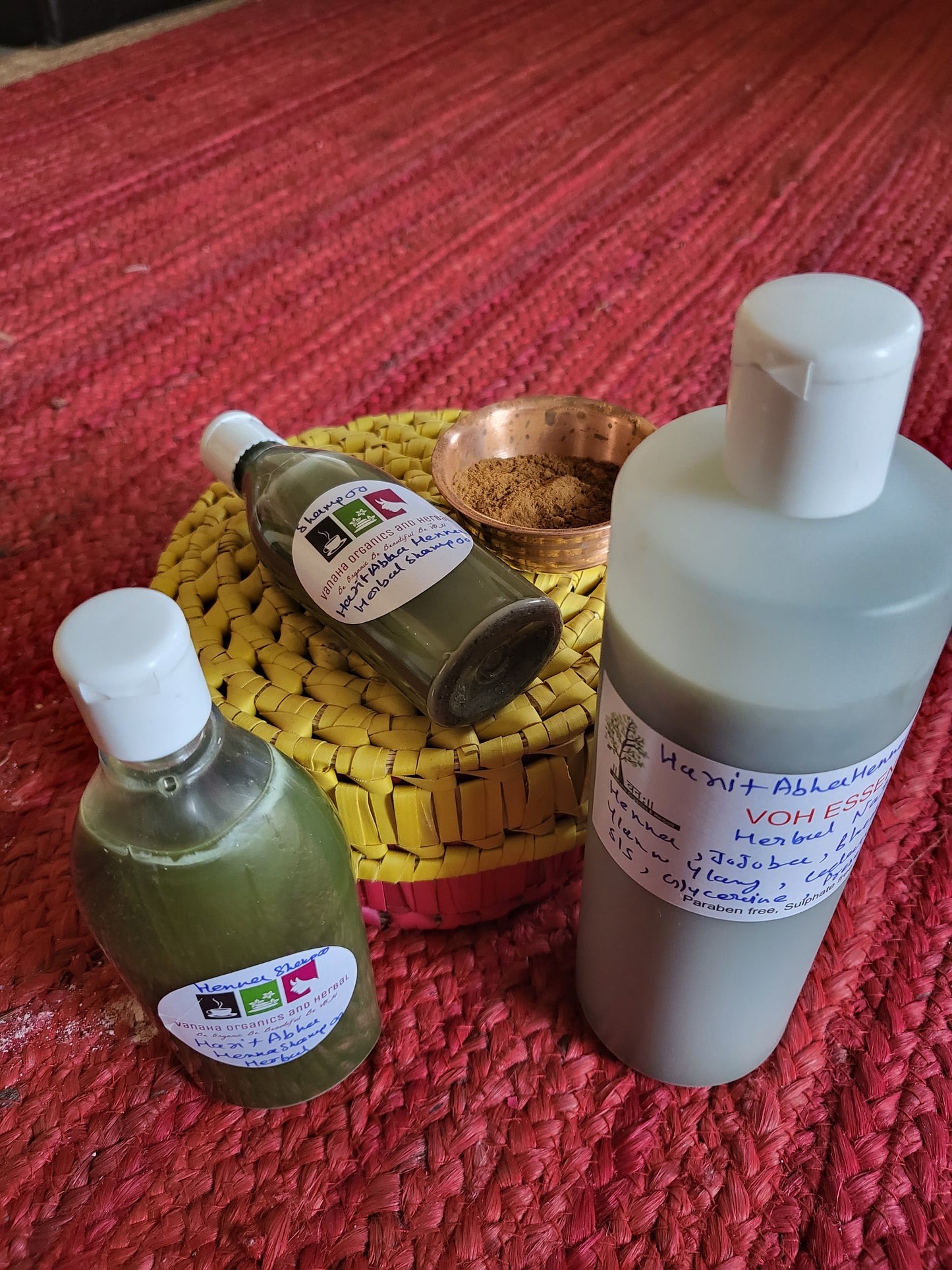 Harit Abha Henna shampoo