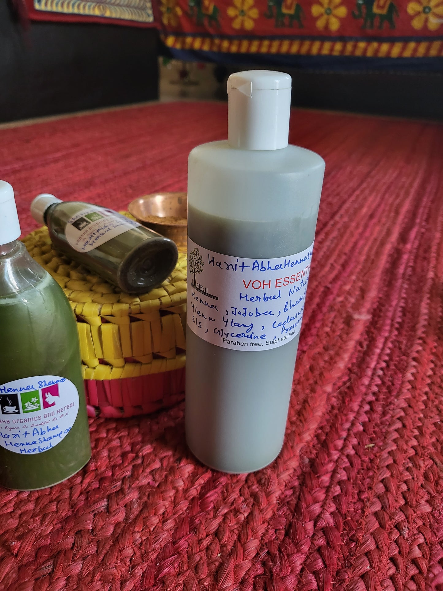 Harit Abha Henna shampoo