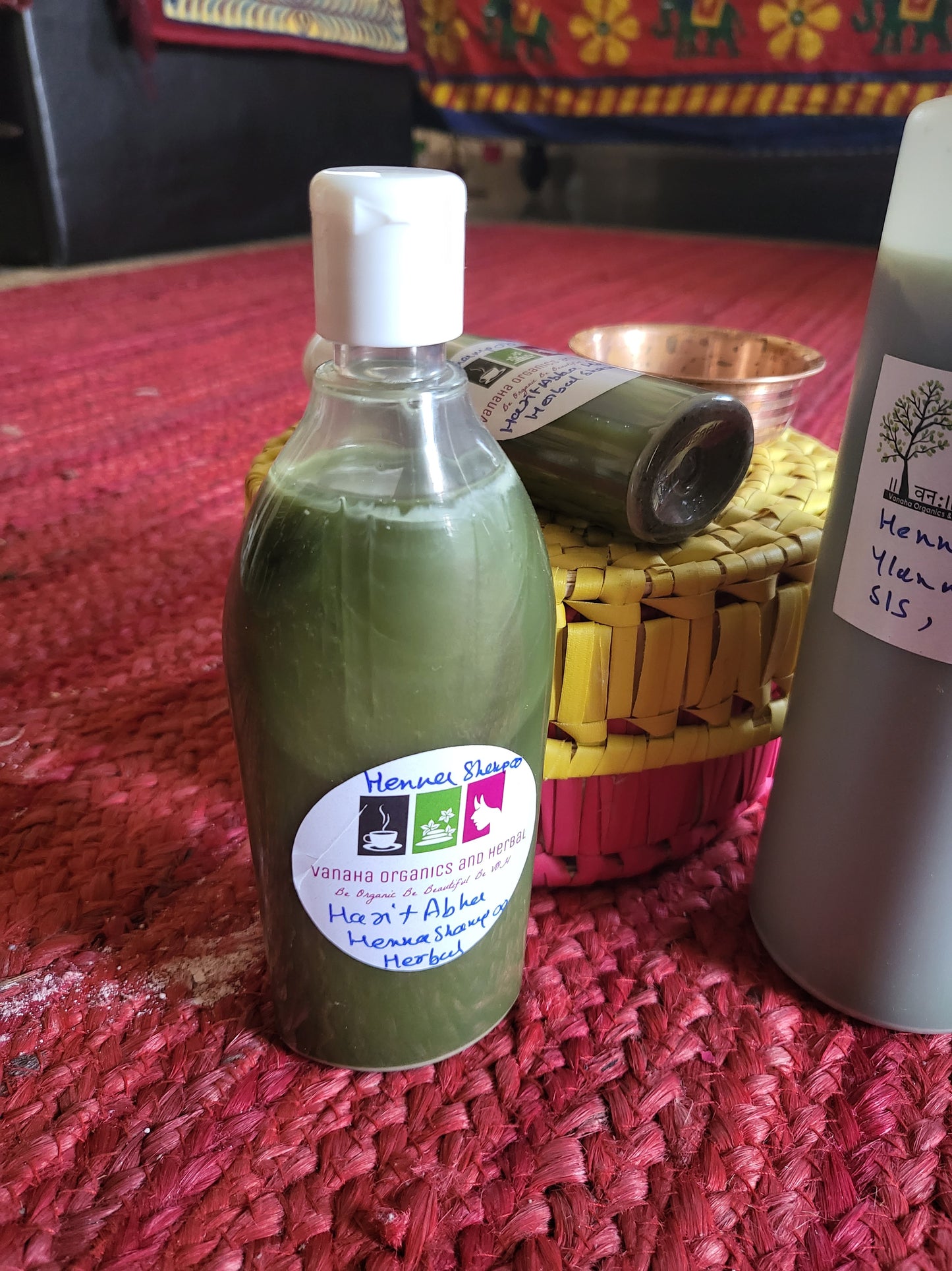 Harit Abha Henna shampoo