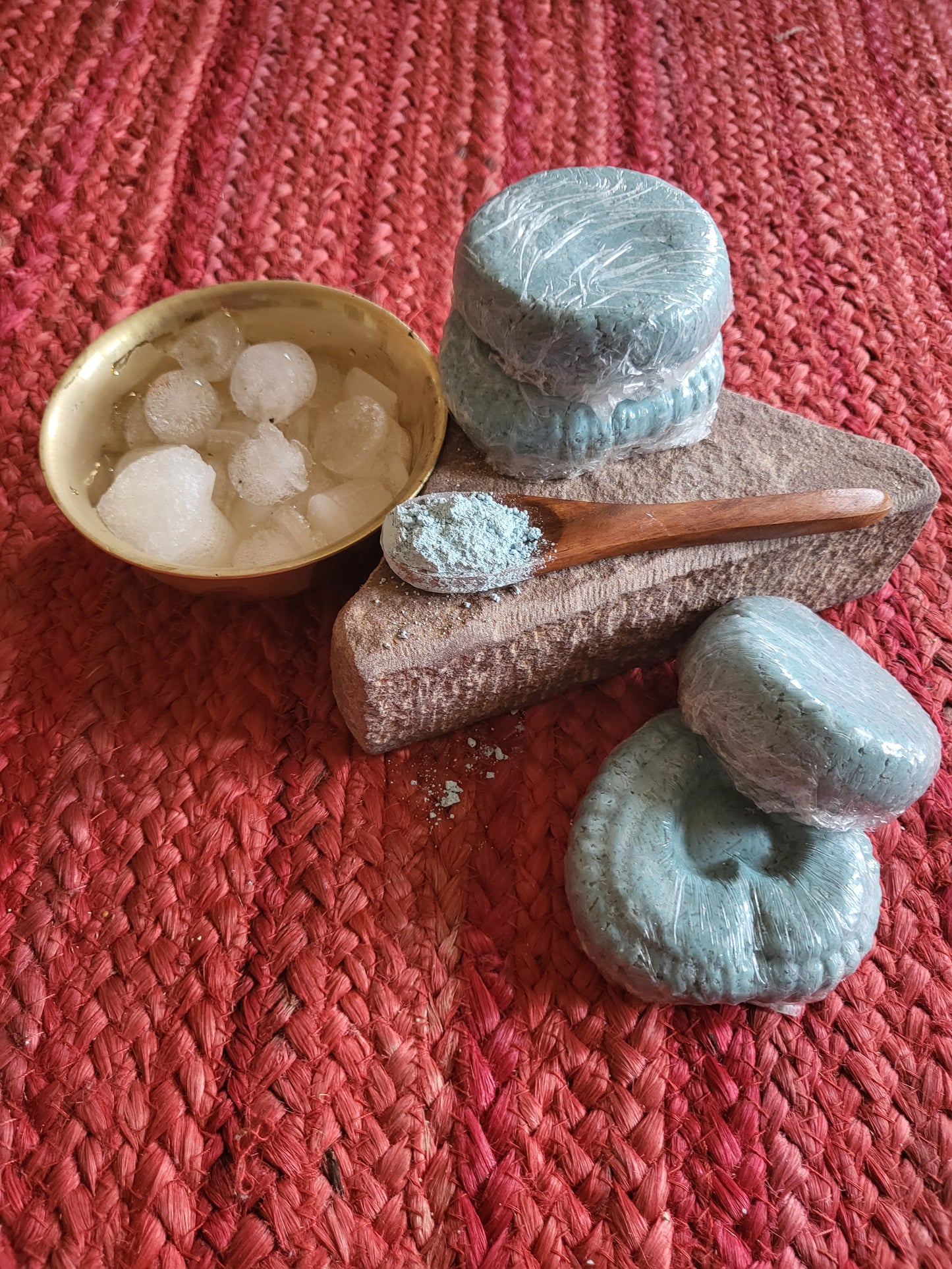 Serbian Blue Clay Peppermint Icy Shampoo Bar
