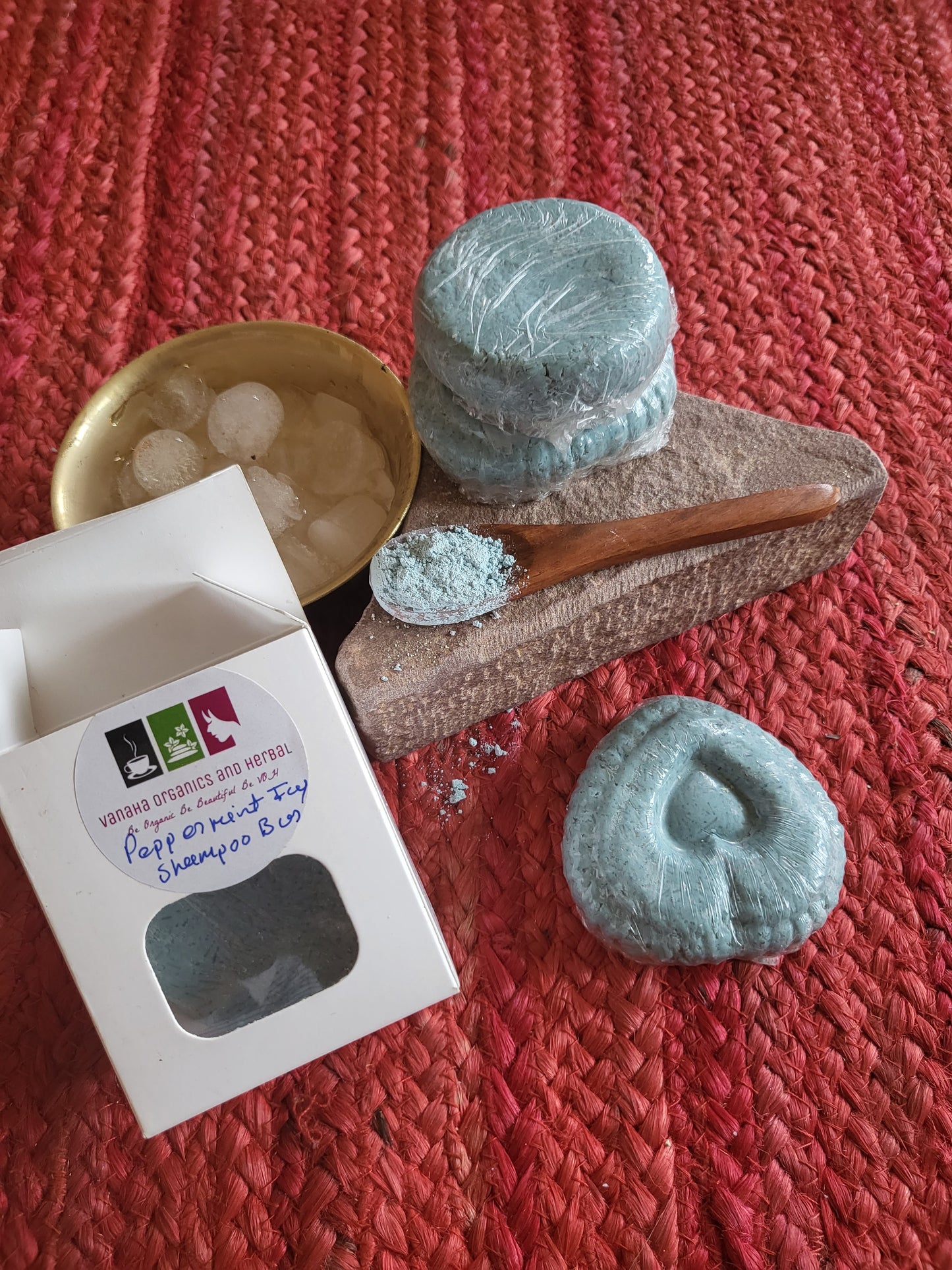 Serbian Blue Clay Peppermint Icy Shampoo Bar