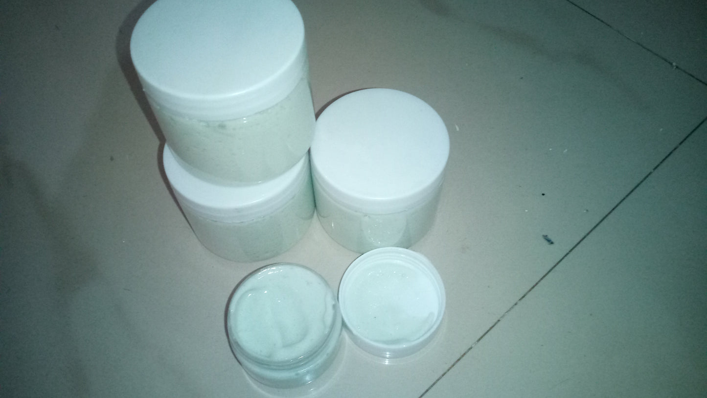 Whipped Shaving Cream with Green Clay