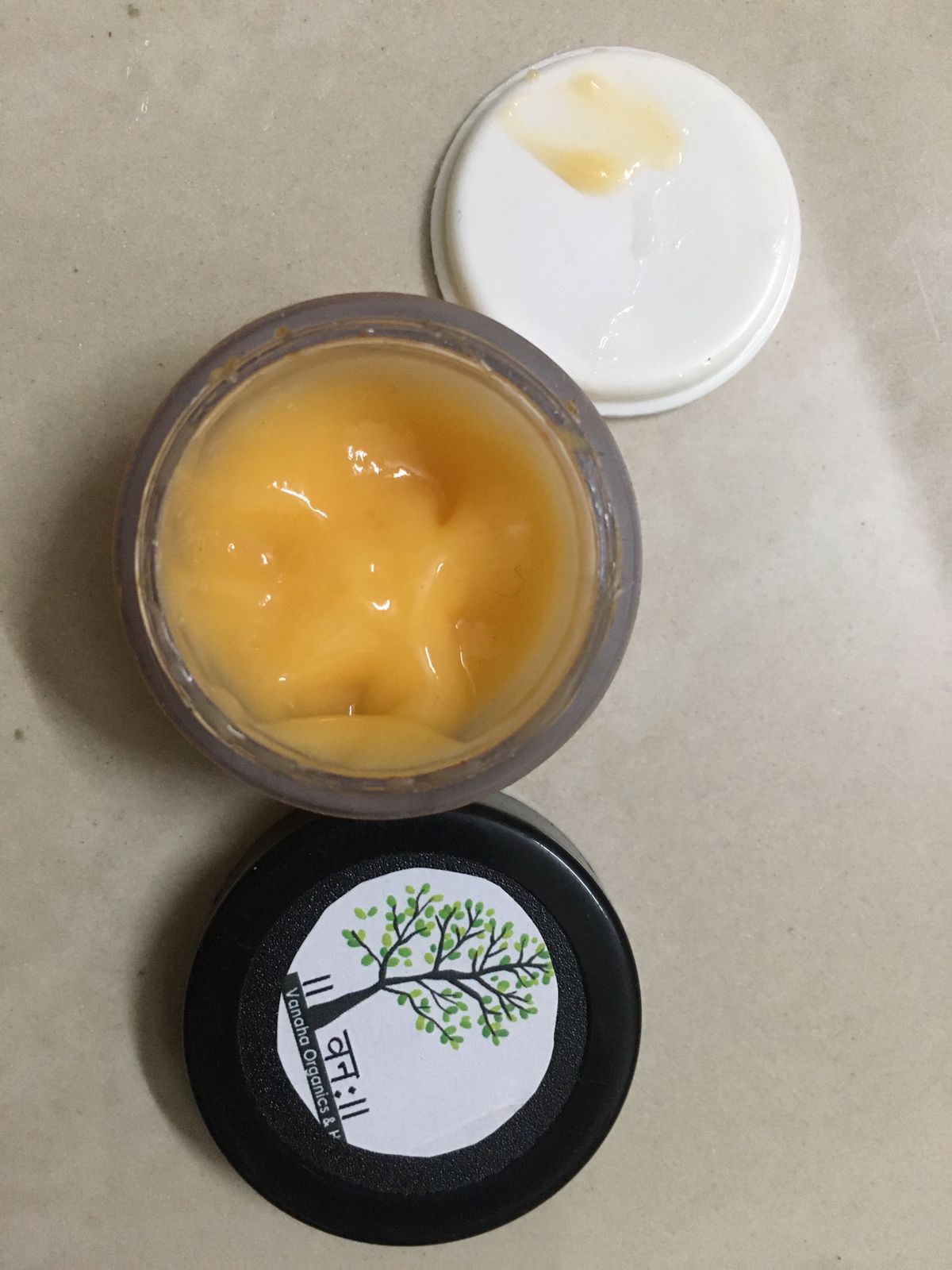 कन्थका - Brightening Gel Serum