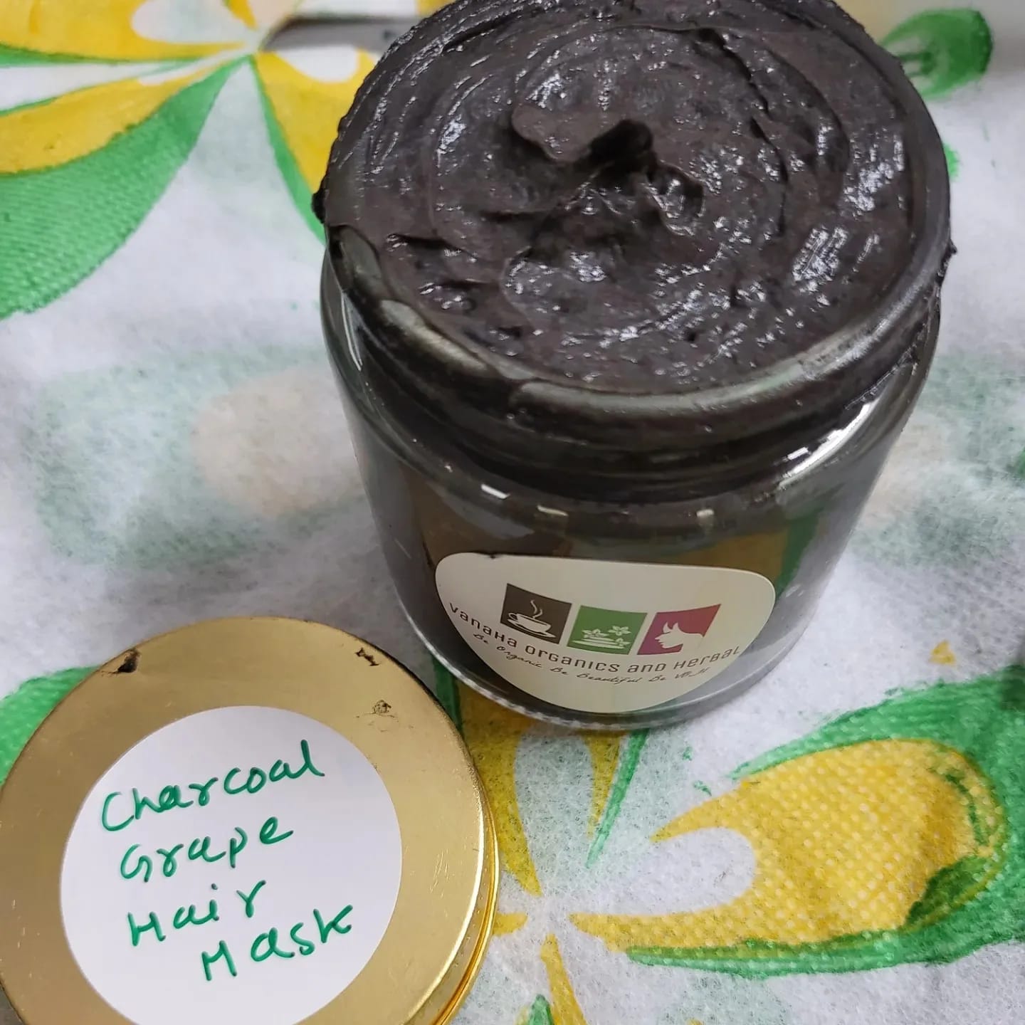 Charcoal Grapefruit Hair spa mask