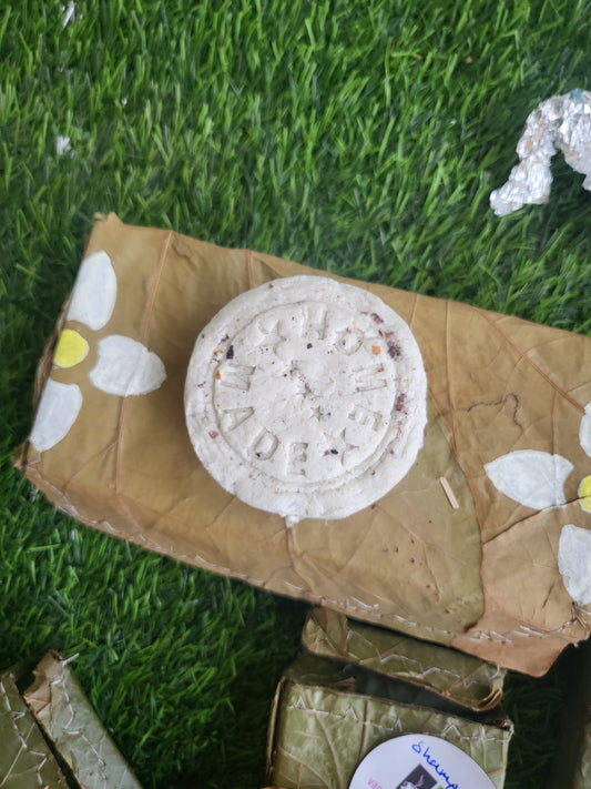 Tuberose kaolin clay shampoo bar