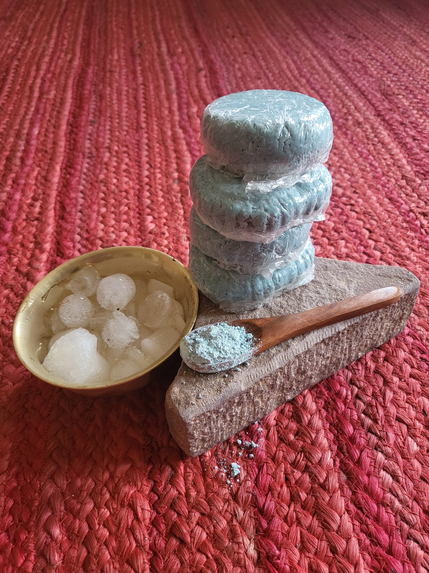 Serbian Blue Clay Peppermint Icy Shampoo Bar